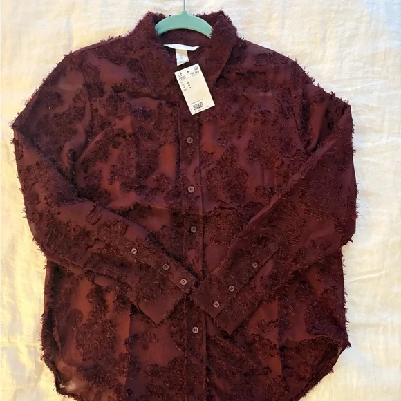 H&M Jacquard Weave Textured Burgundy Button-Up Blouse - Picture 10 of 12